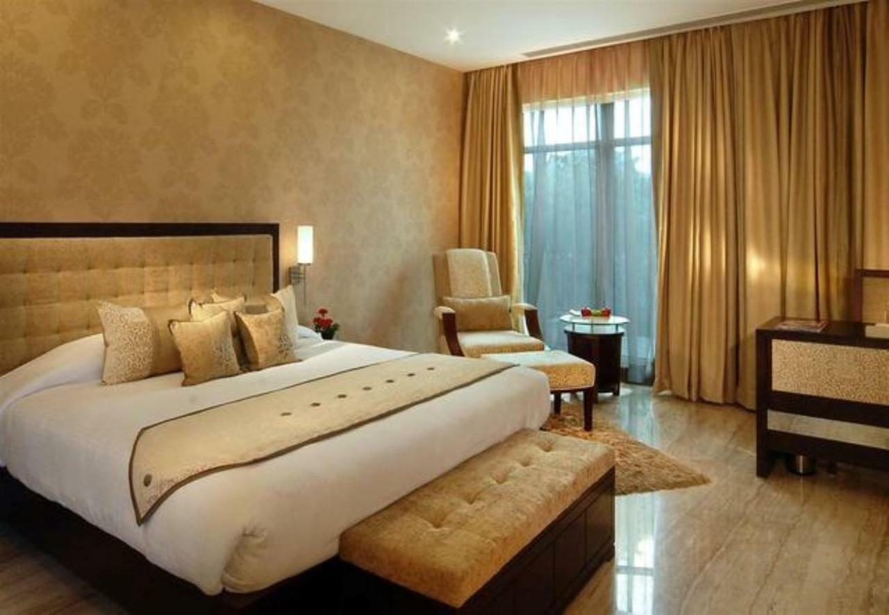 Royal Residence Iffco Chowk Gurgaon Esterno foto