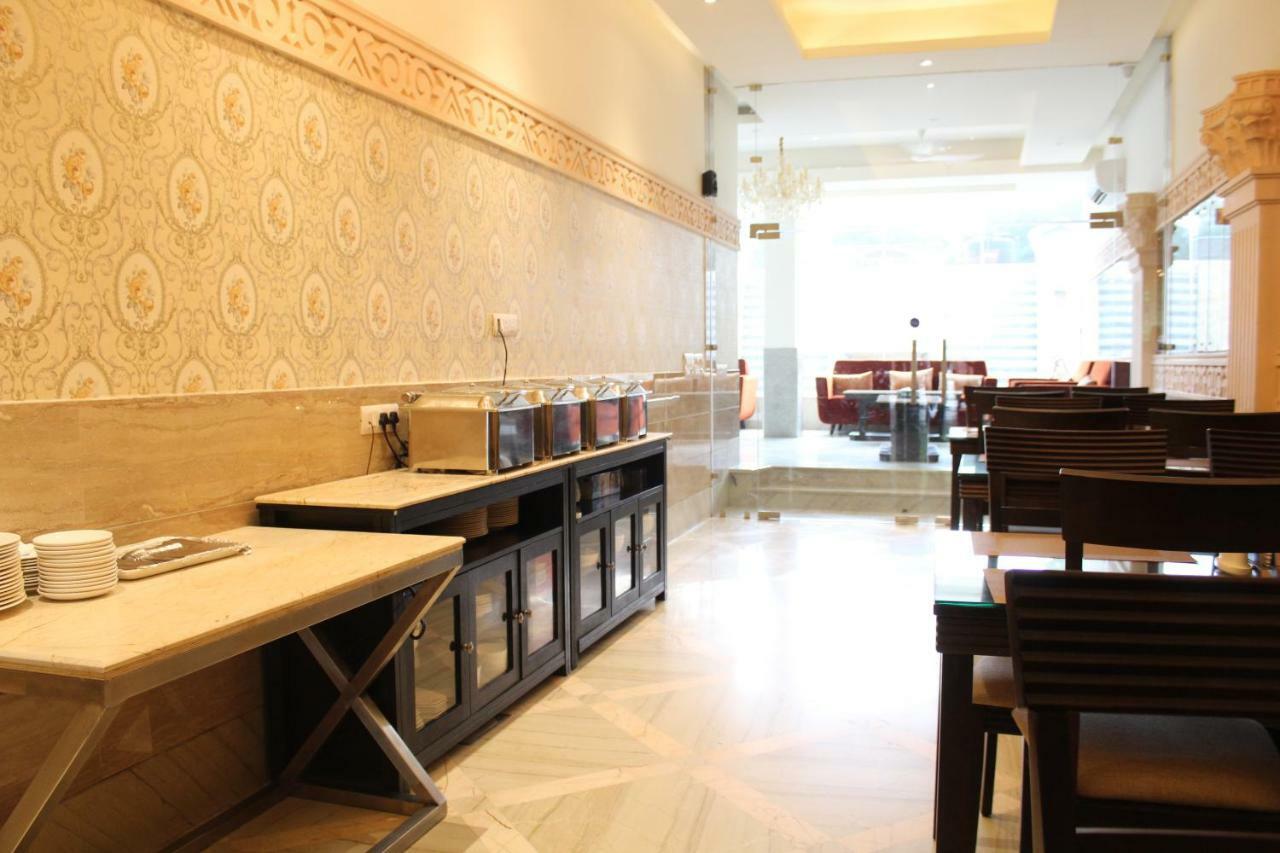Royal Residence Iffco Chowk Gurgaon Esterno foto