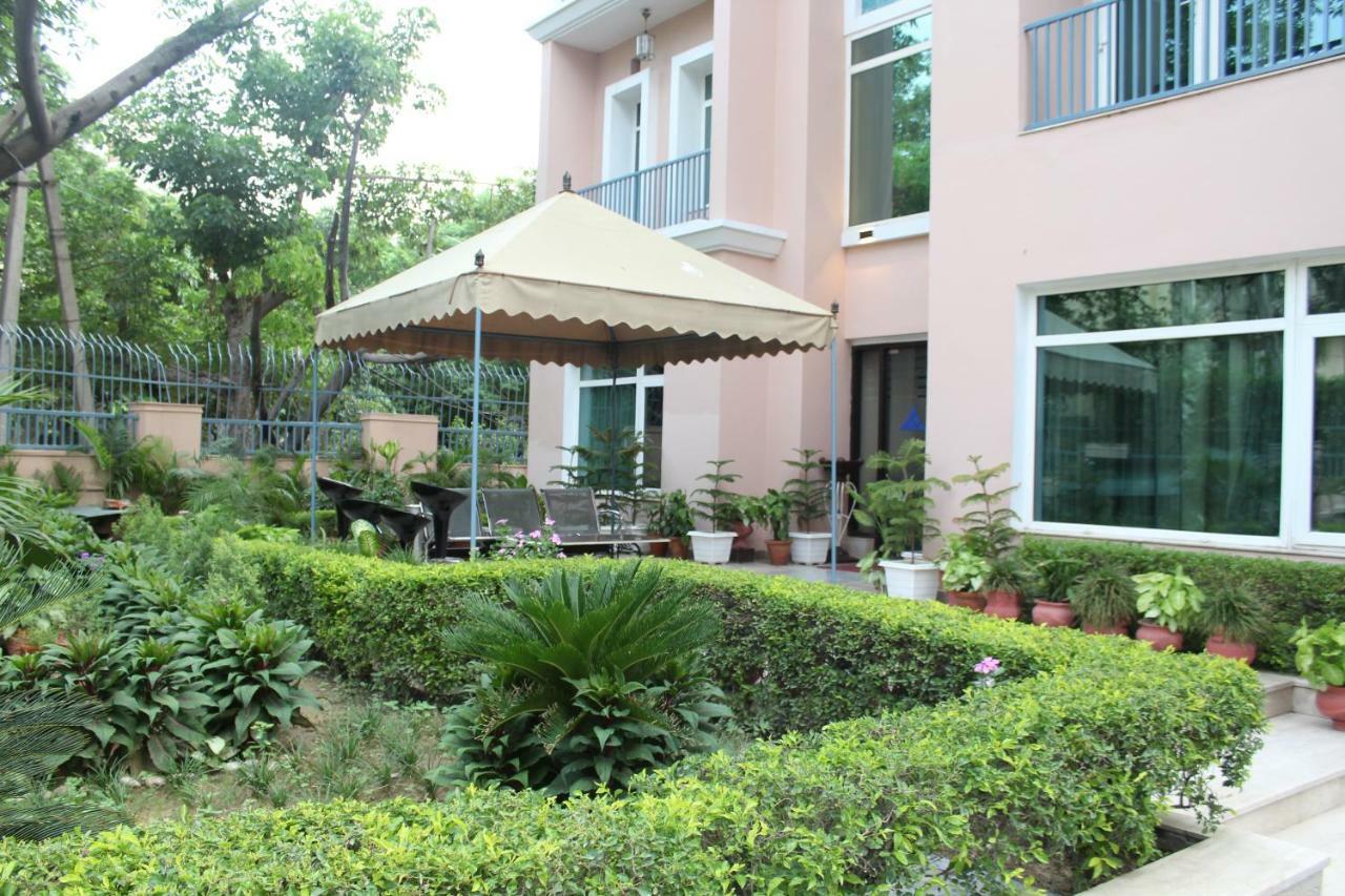 Royal Residence Iffco Chowk Gurgaon Esterno foto