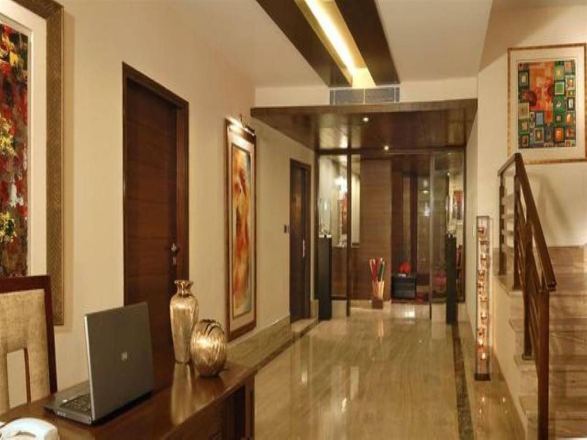 Royal Residence Iffco Chowk Gurgaon Esterno foto