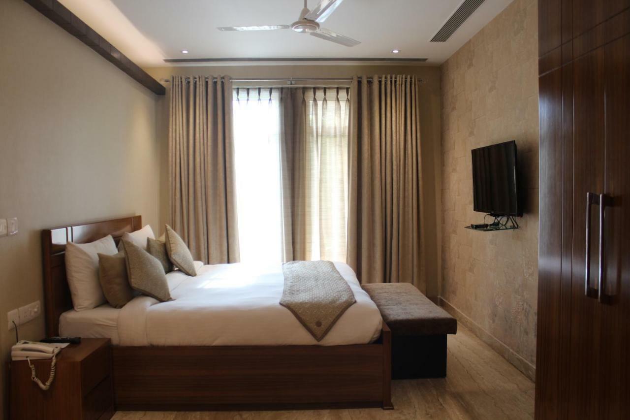 Royal Residence Iffco Chowk Gurgaon Esterno foto