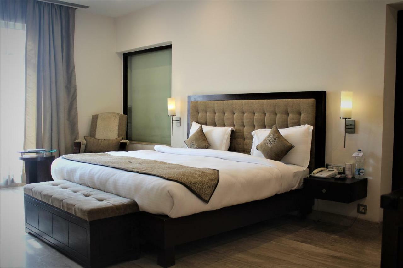 Royal Residence Iffco Chowk Gurgaon Esterno foto